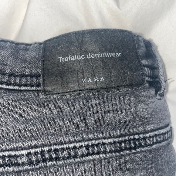 Zara jeans - Picture 3 of 3